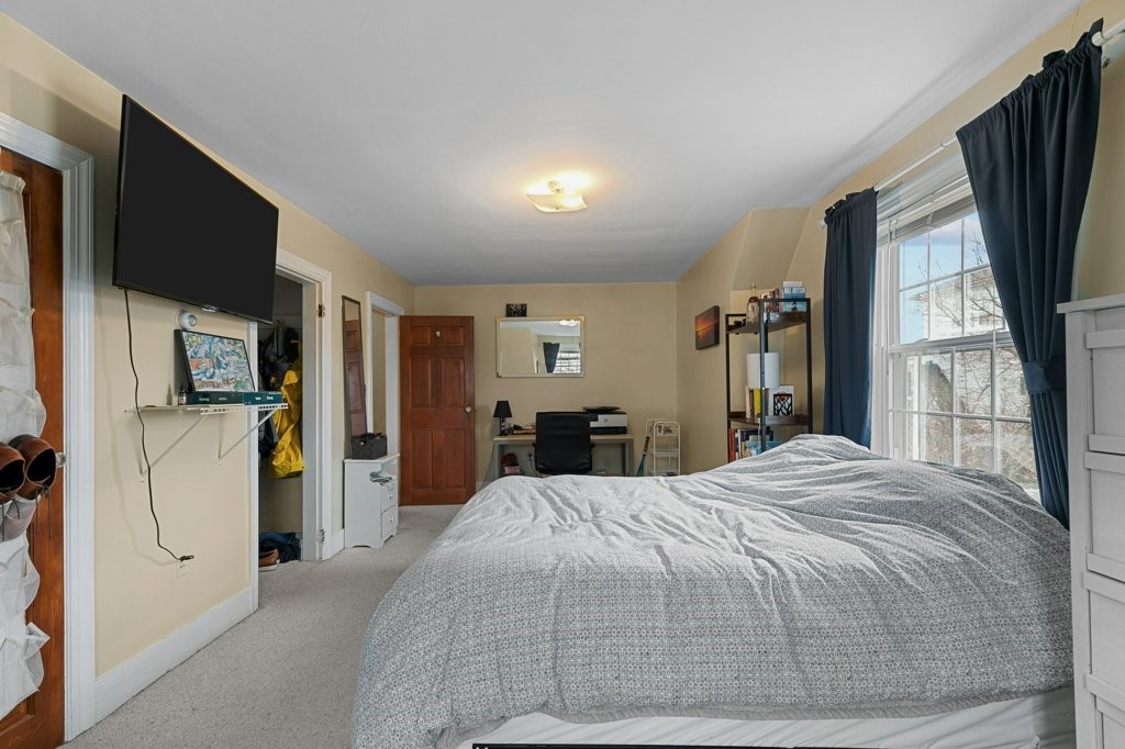 25 Merton Road