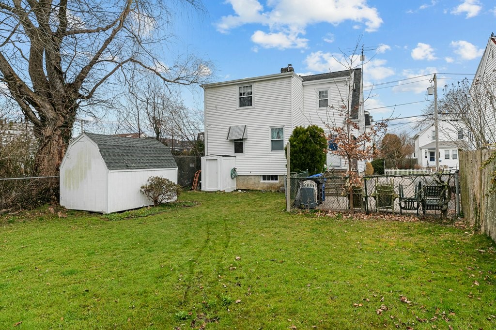 25 Merton Road