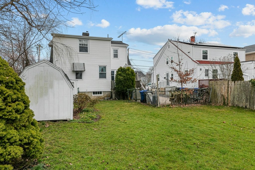 25 Merton Road