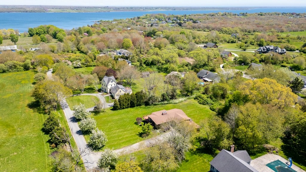 99 Black Point Lane