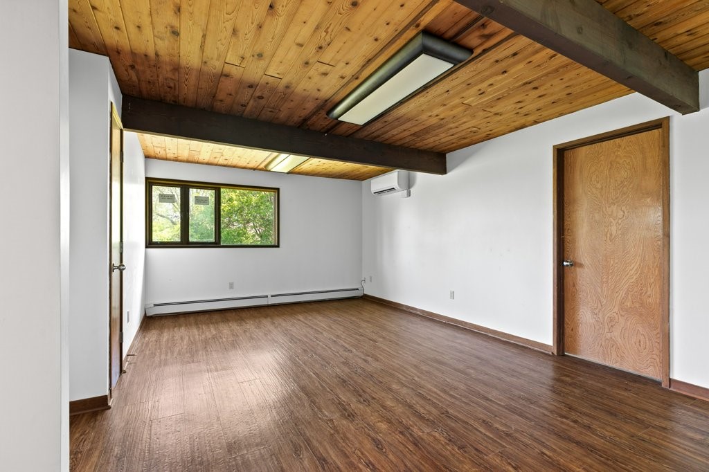 99 Black Point Lane