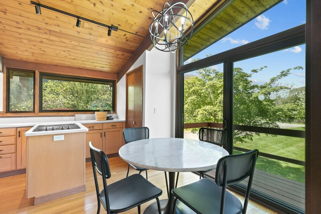 99 Black Point Lane