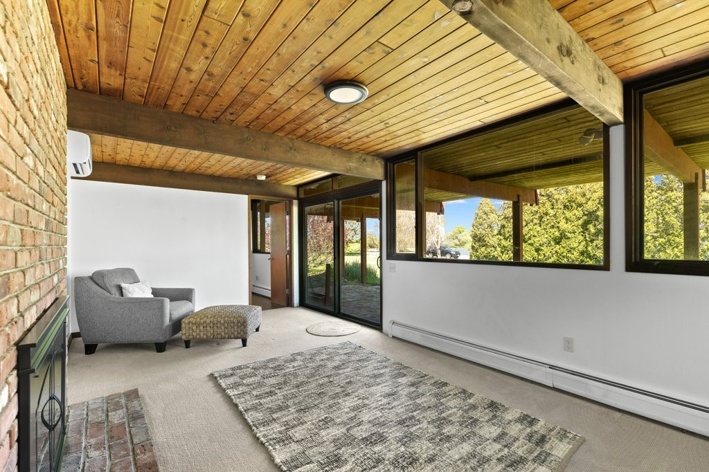99 Black Point Lane