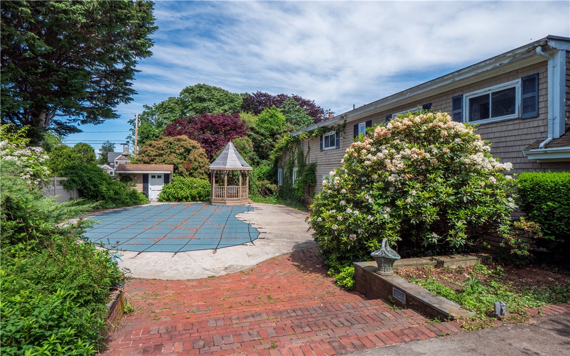 48 Kane Avenue