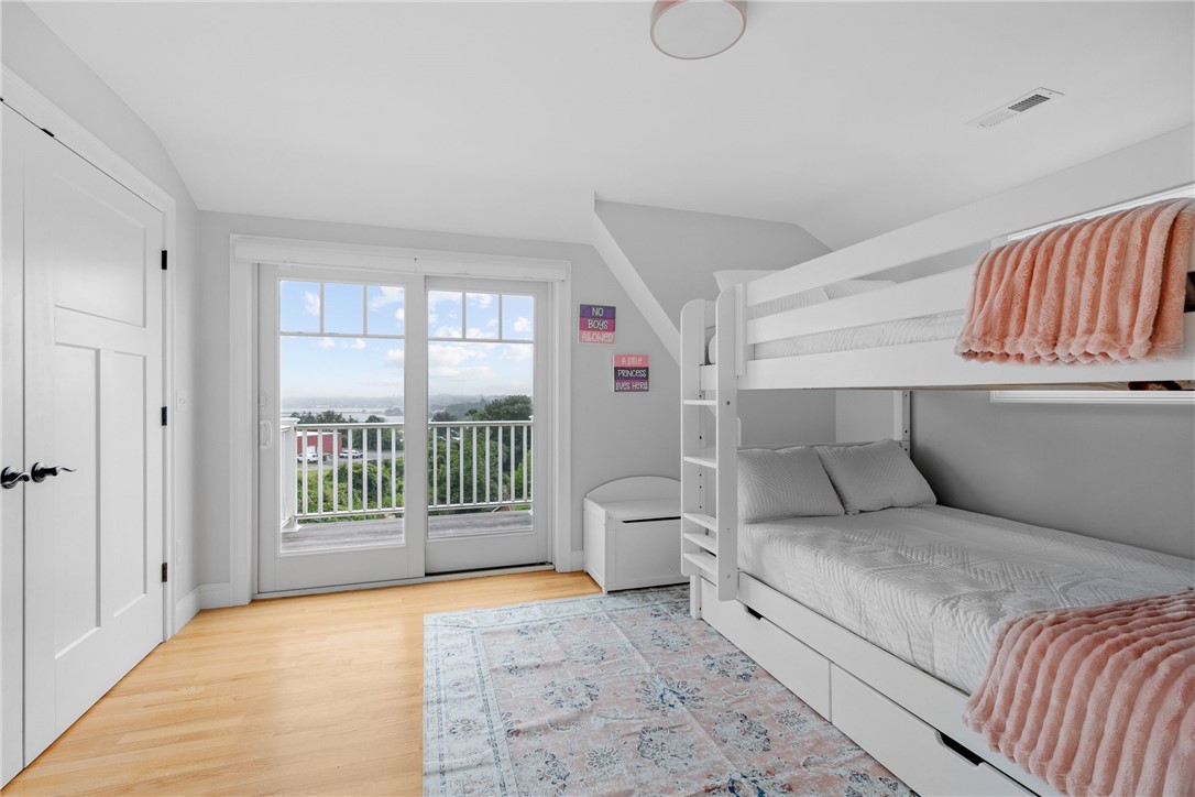 11 Julia Court