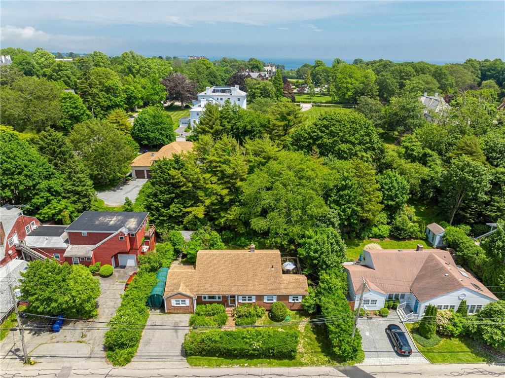 84 Coggeshall Avenue
