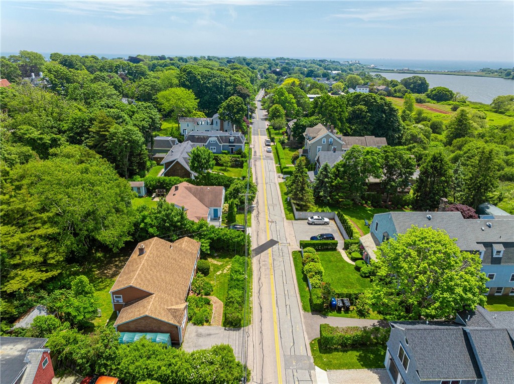 84 Coggeshall Avenue