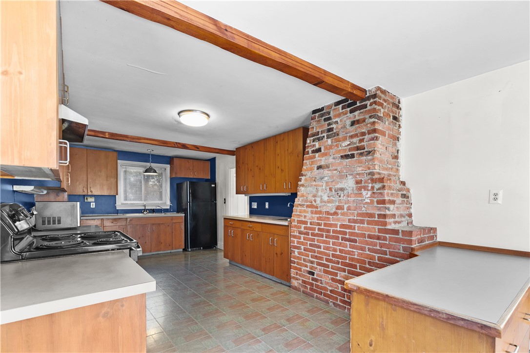 93 Third Beach Road