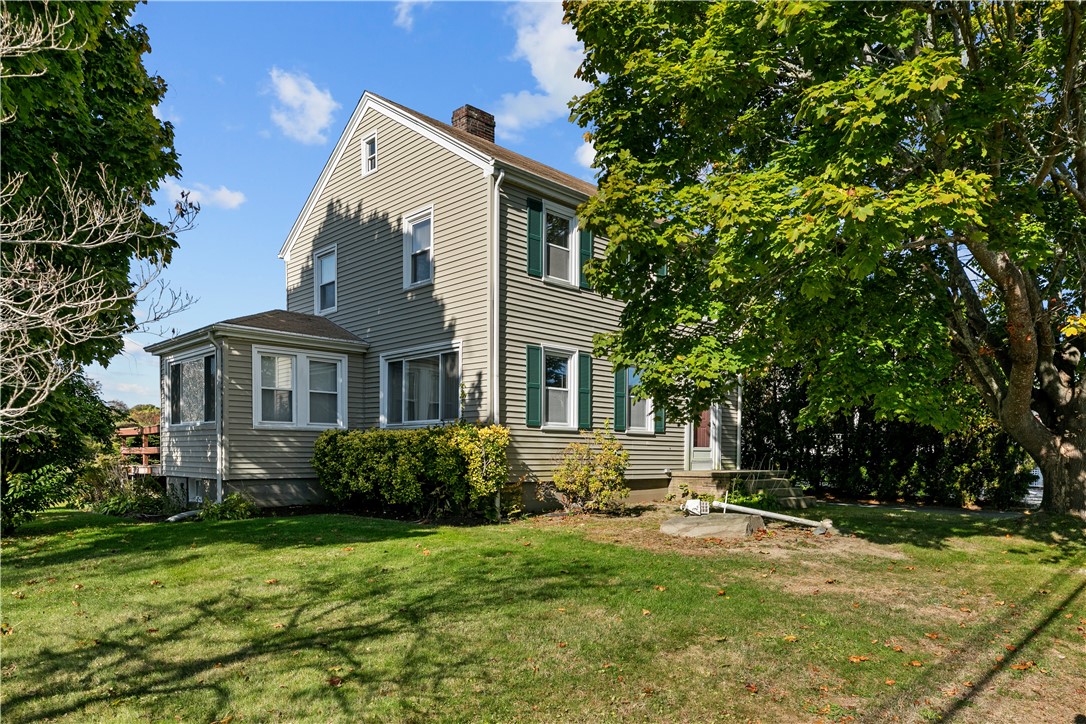 93 Third Beach Road