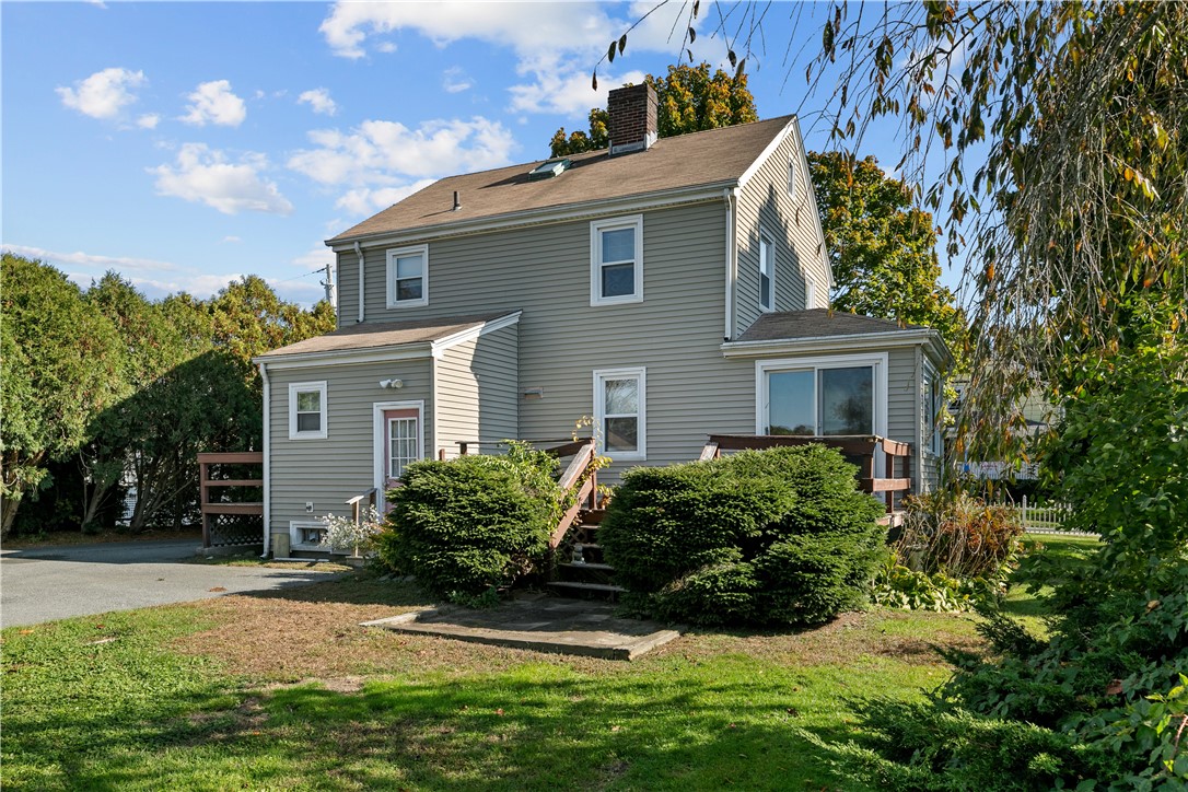 93 Third Beach Road