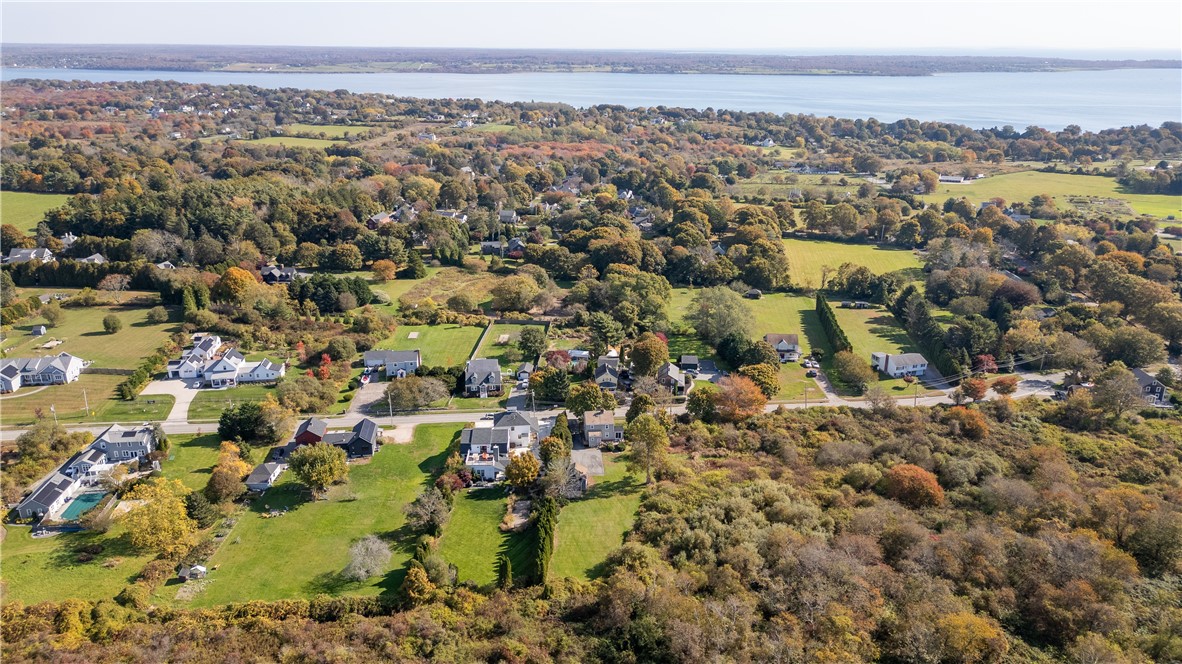 93 Third Beach Road