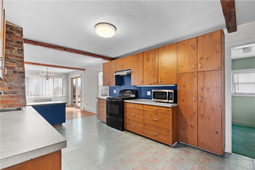93 Third Beach Road