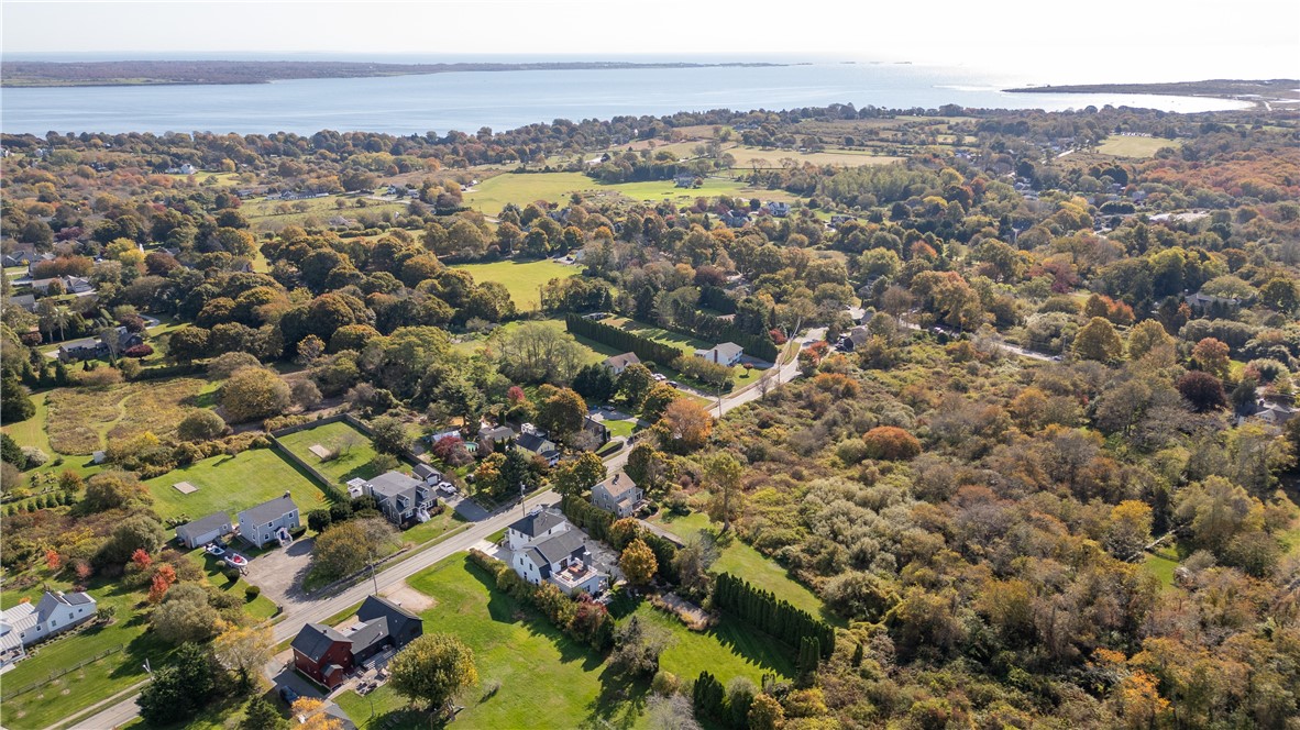 93 Third Beach Road