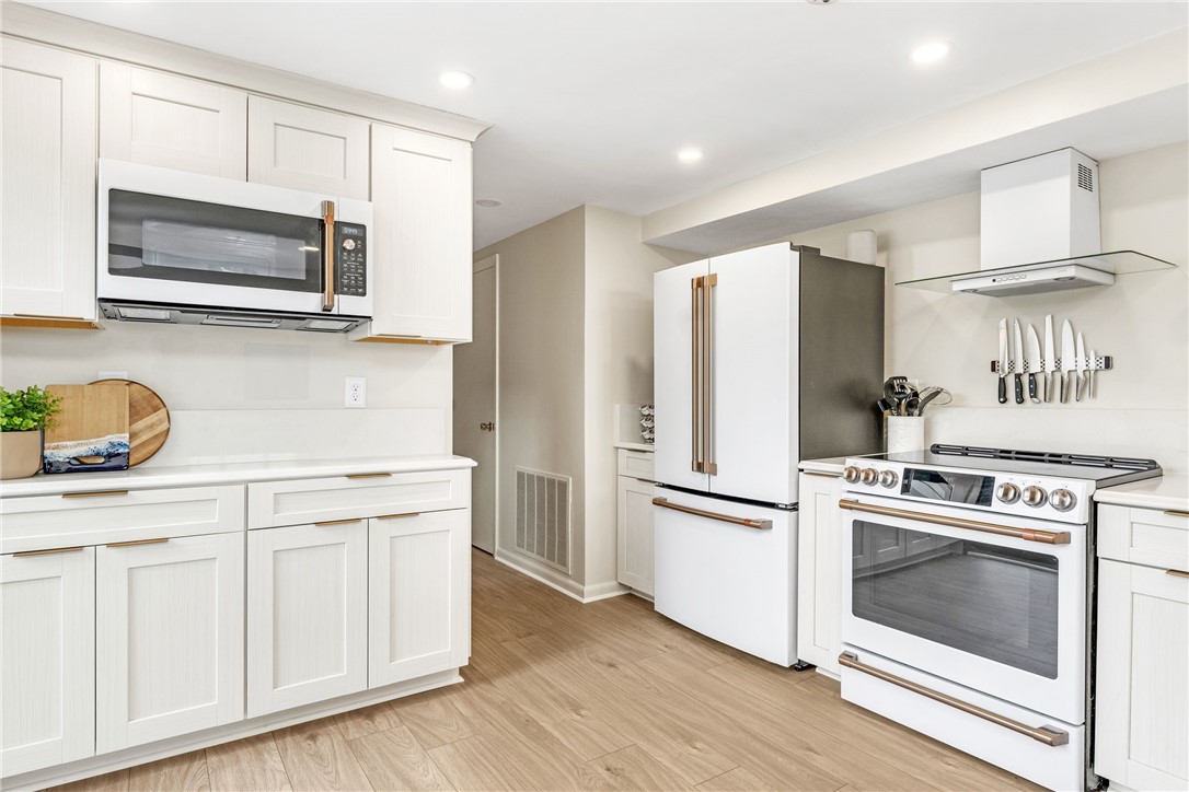 29 Seabreeze Lane