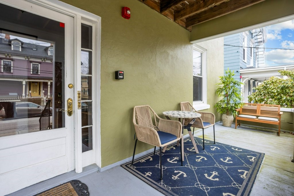 23 Mann Avenue 4