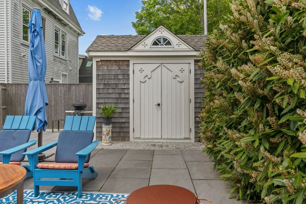 50 Lee Avenue