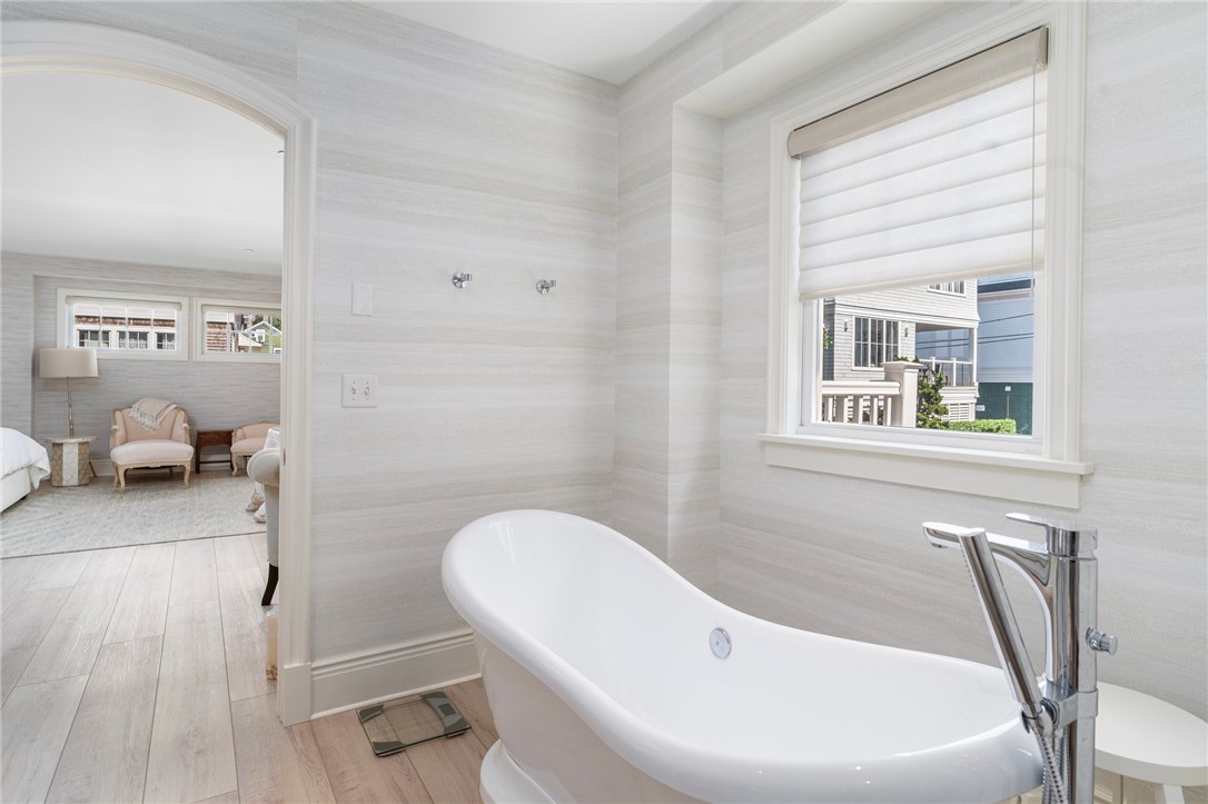 24 Brown and Howard Wharf 301