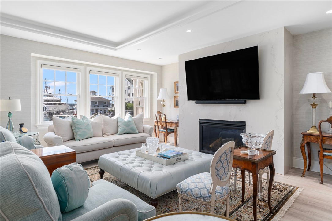 24 Brown and Howard Wharf 301