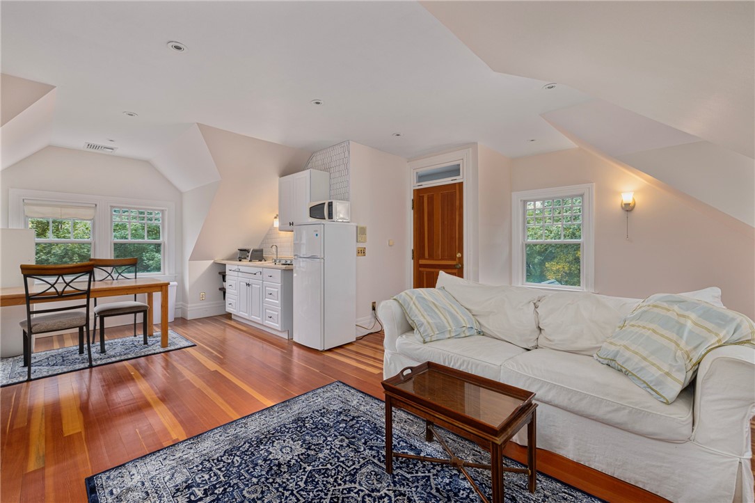 70 Broad Rock Road
