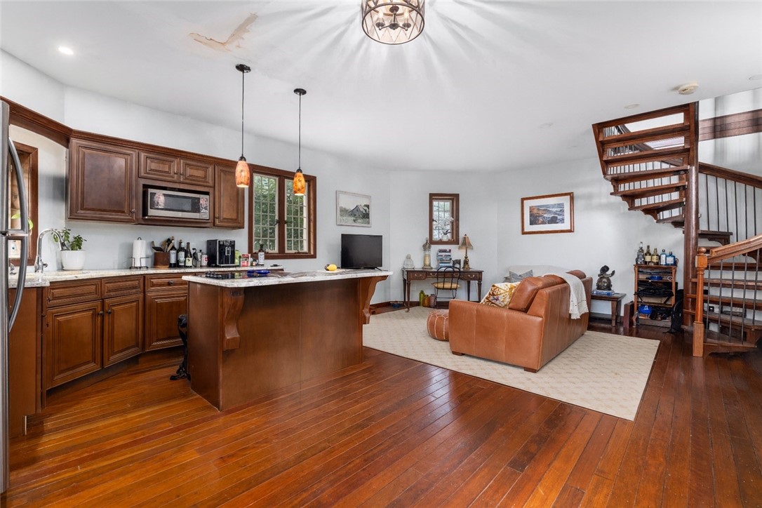 216 Gray Craig Road 2