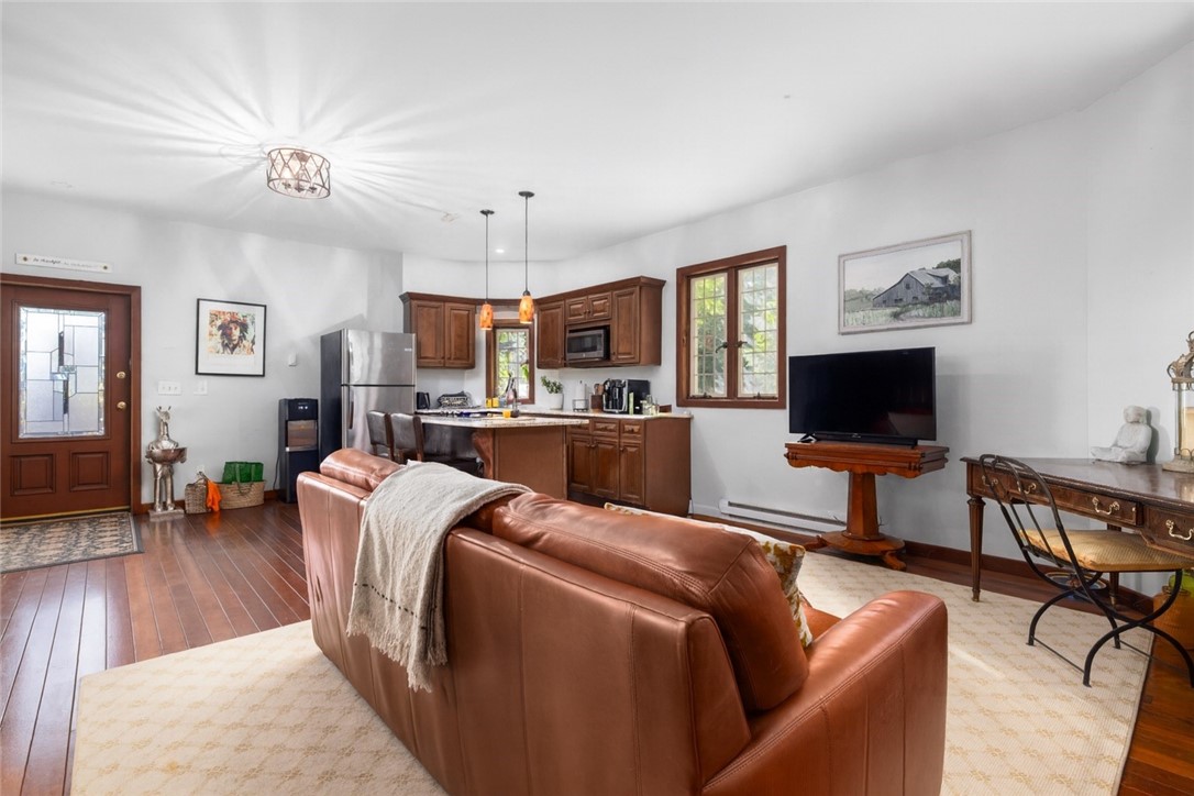 216 Gray Craig Road 2