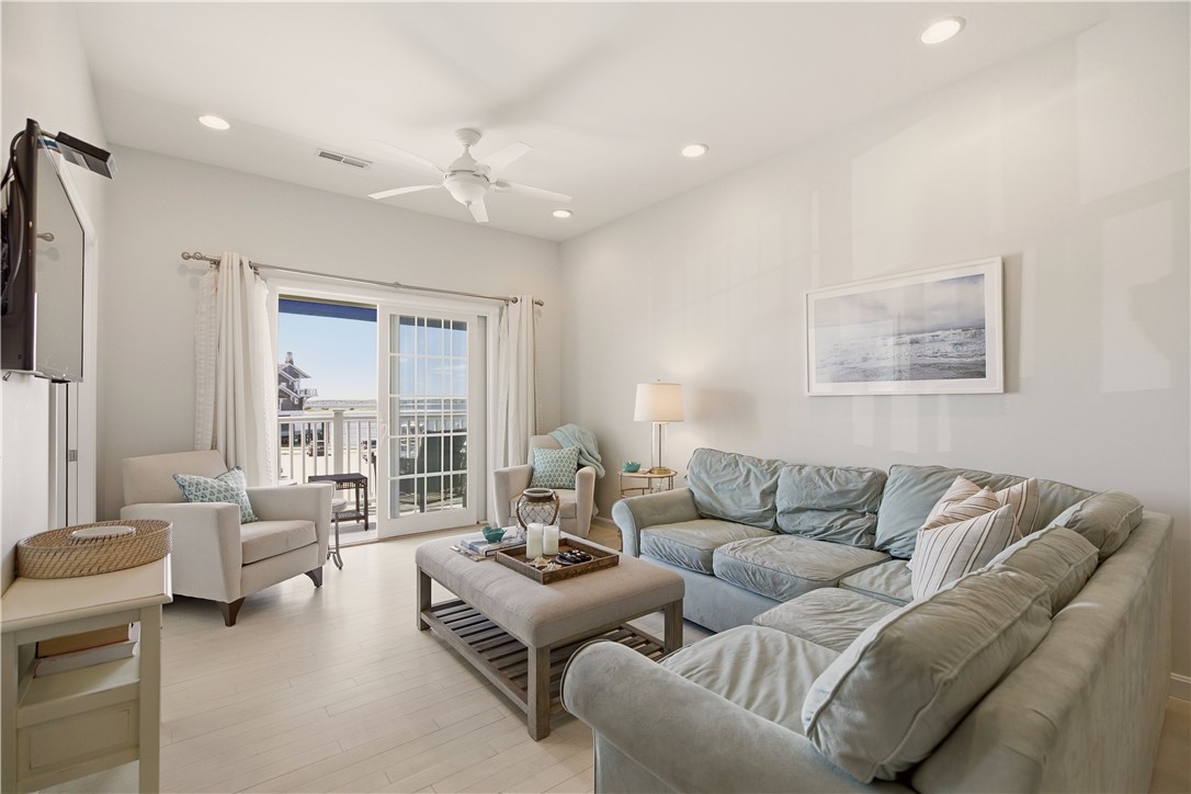 118 Bay Street 4