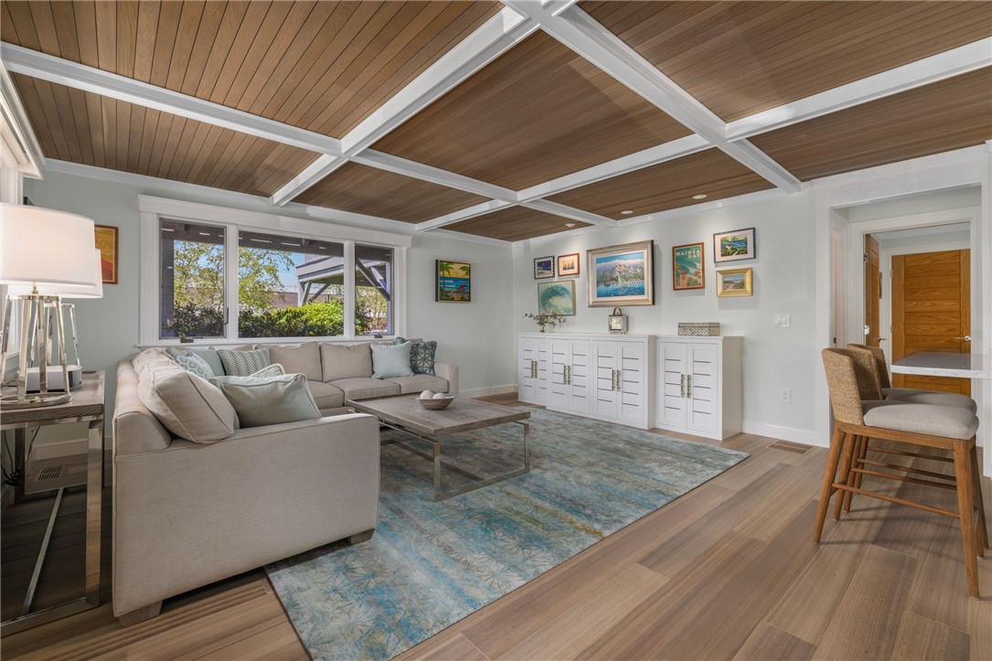 308 Swans Wharf Row