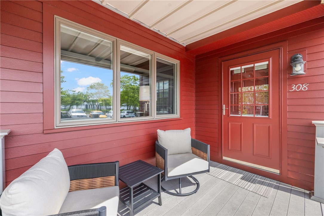 308 Swans Wharf Row
