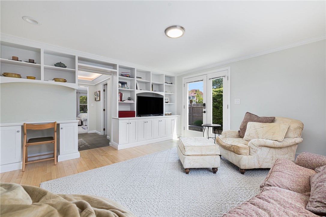 5 Maloney Lane