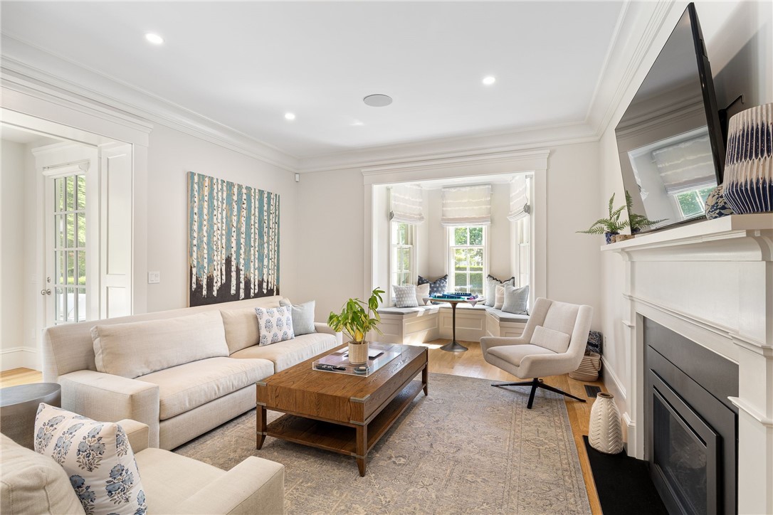 29 Greenough Place