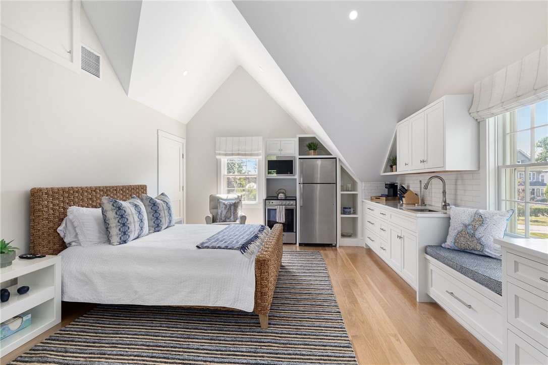 29 Greenough Place