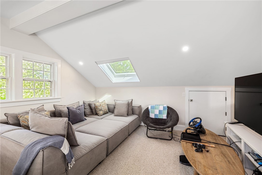 29 Greenough Place