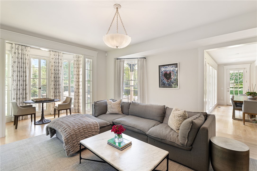 29 Greenough Place
