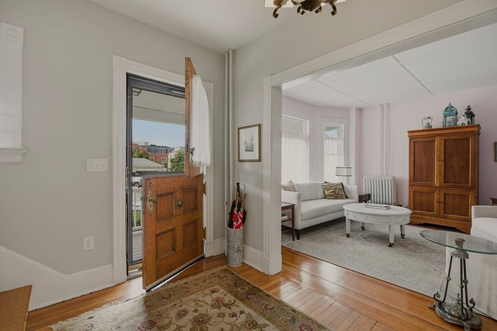 14 Mann Avenue