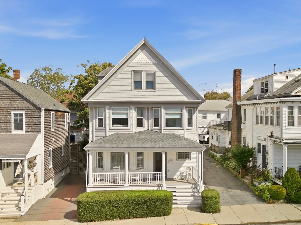 14 Mann Avenue