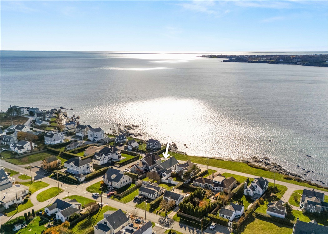 112 Esplanade
