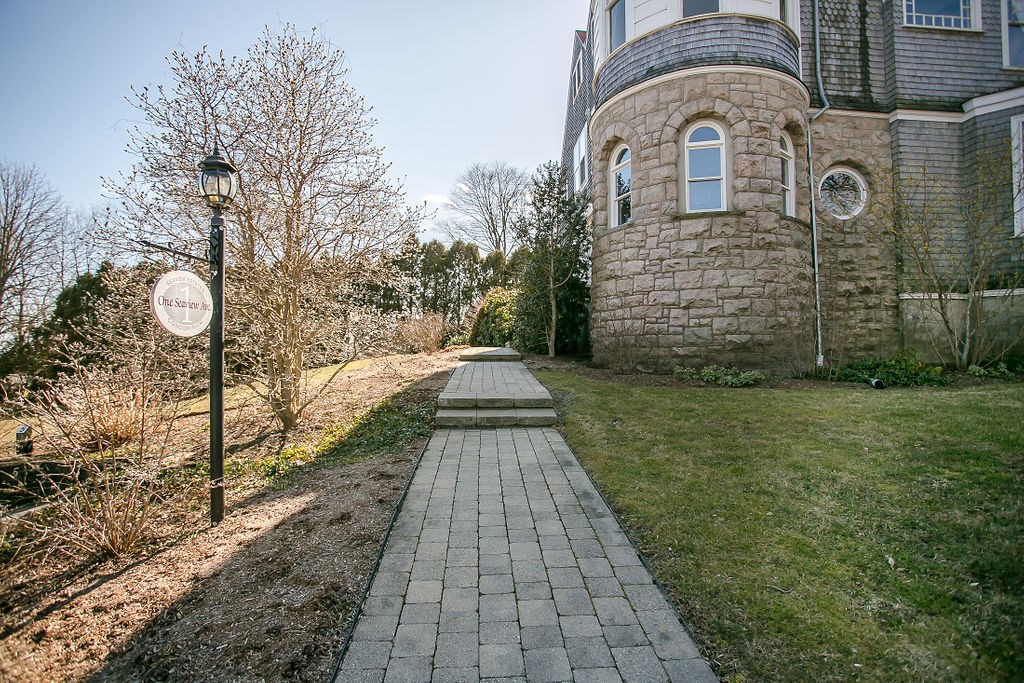 1 Seaview Avenue 5