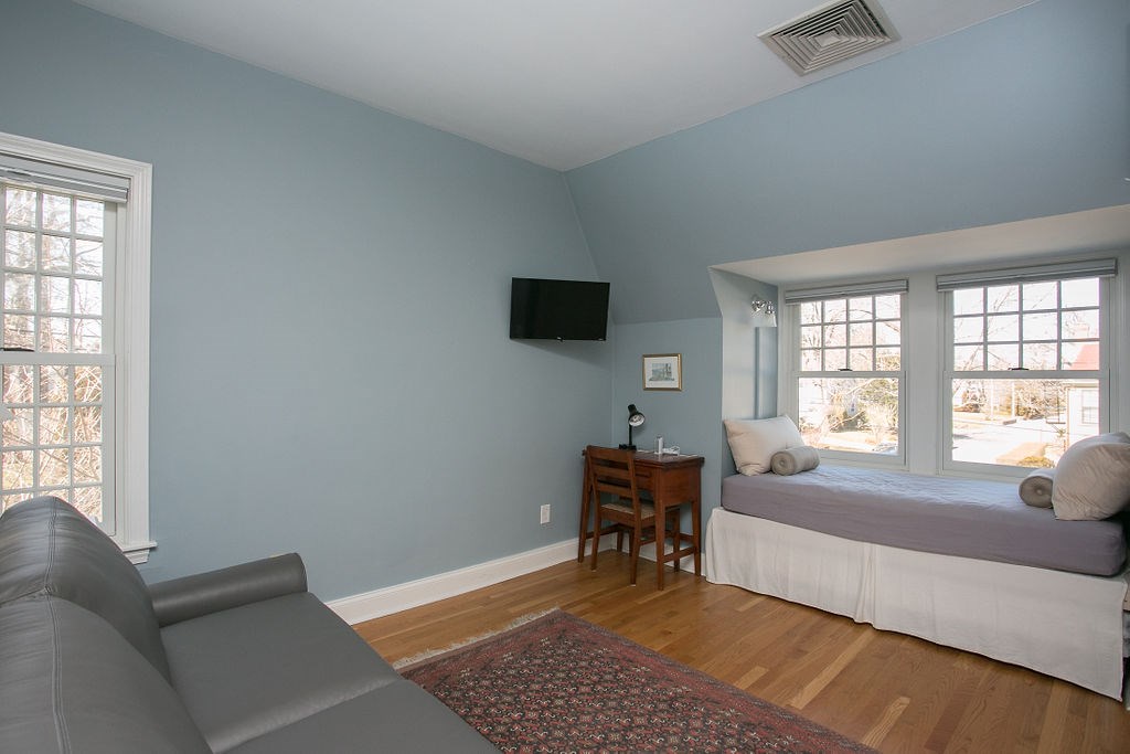 1 Seaview Avenue 5