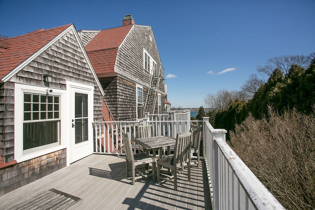 1 Seaview Avenue 5