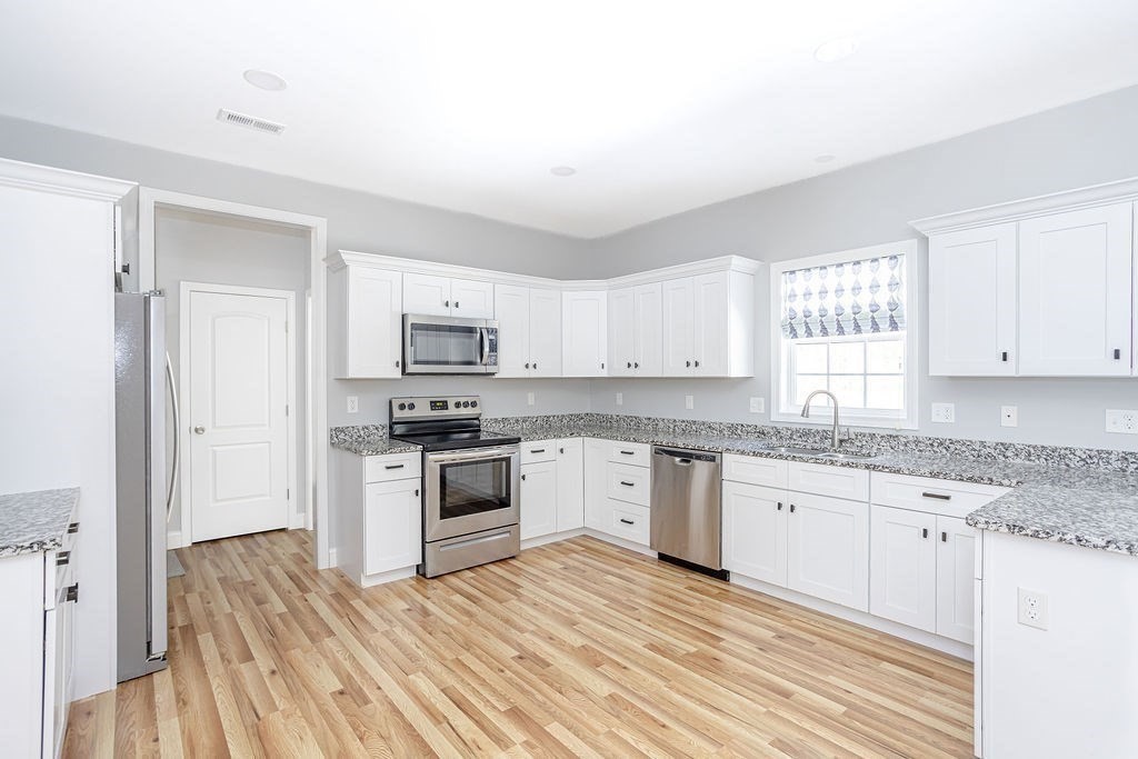 20 Nantucket Drive