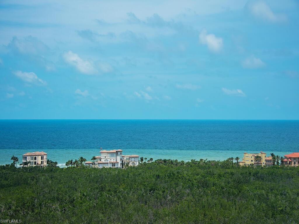 7425 Pelican Bay BLVD # 605