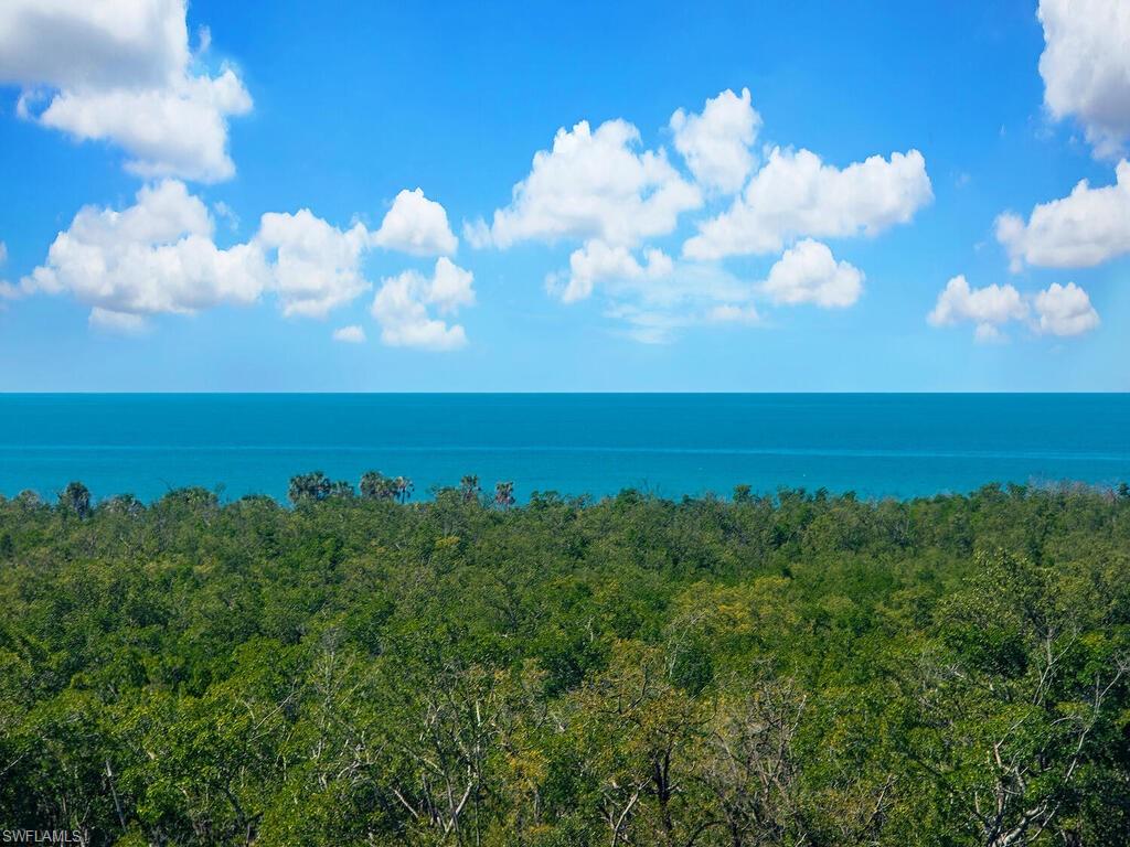 7425 Pelican Bay BLVD # 605