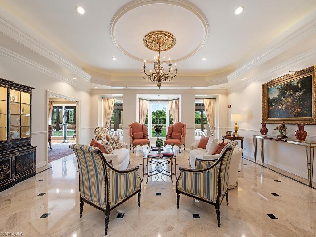 7425 Pelican Bay BLVD # 605
