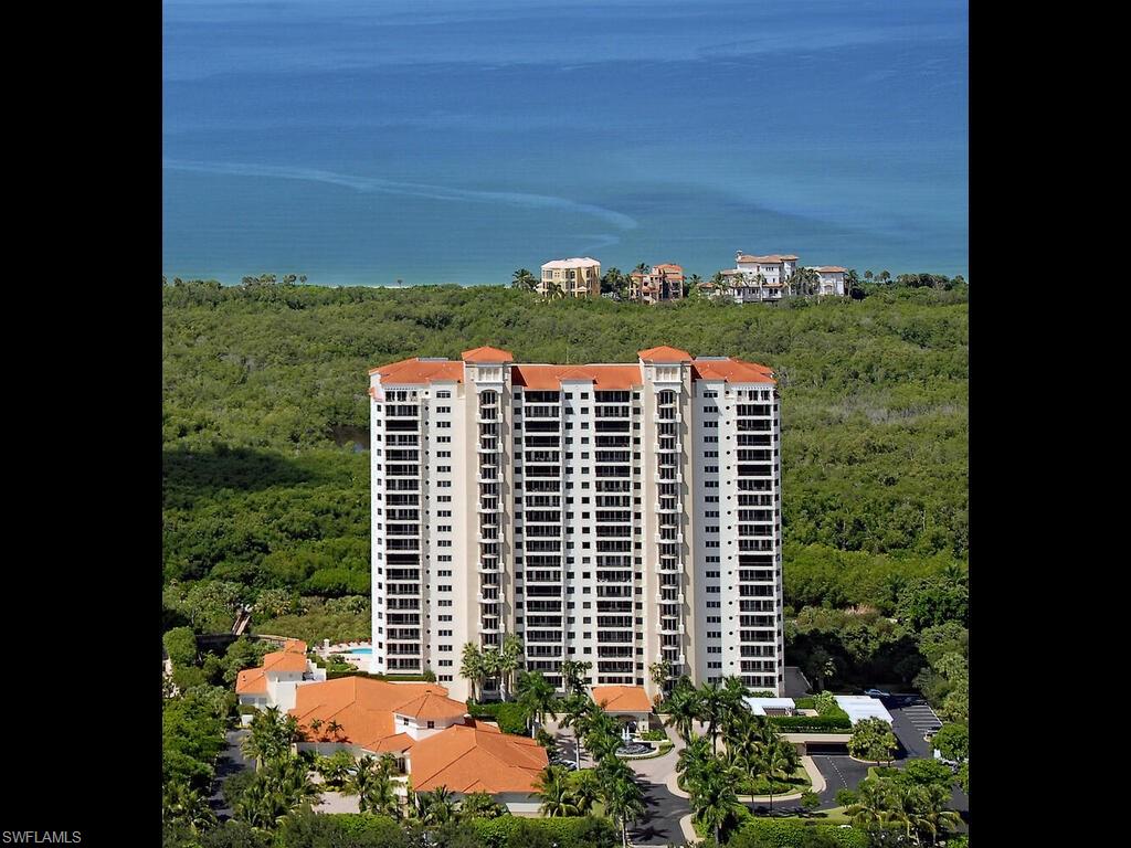 7425 Pelican Bay BLVD # 605