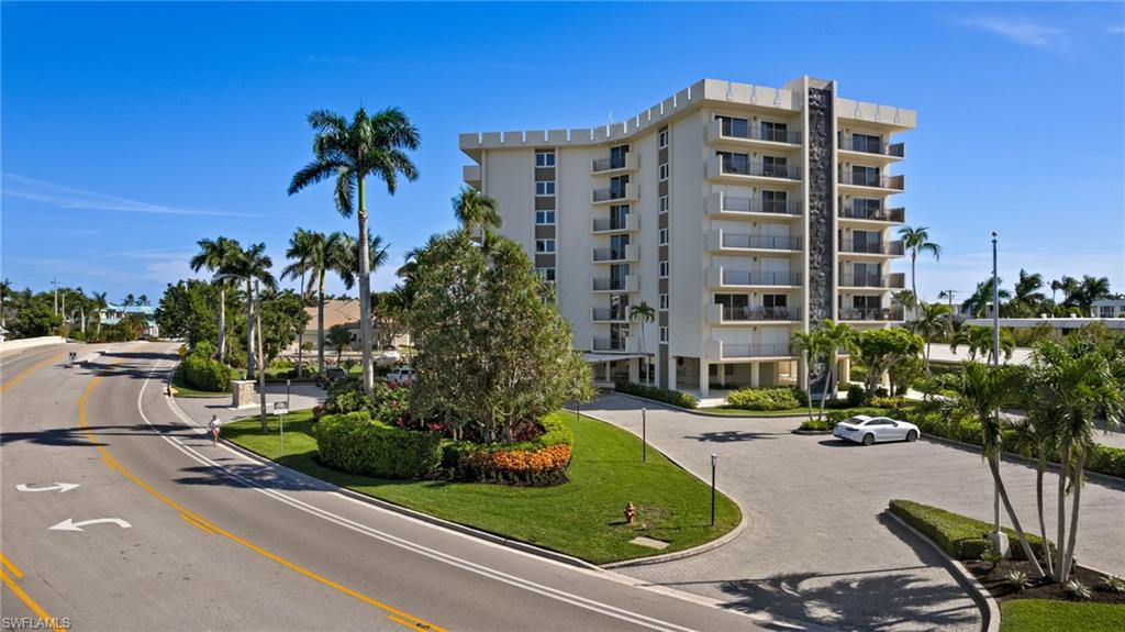 2150 Gulf Shore BLVD N # 309