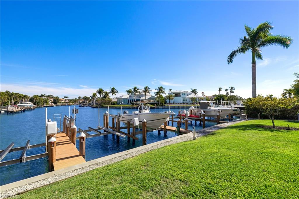 2150 Gulf Shore BLVD N # 309