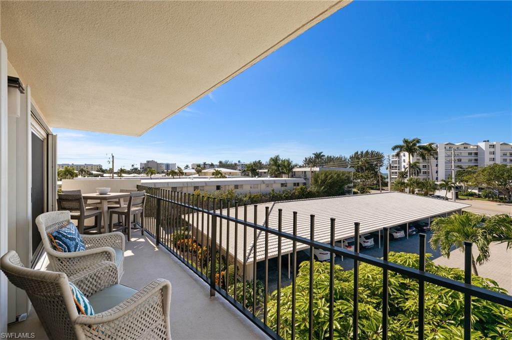 2150 Gulf Shore BLVD N # 309