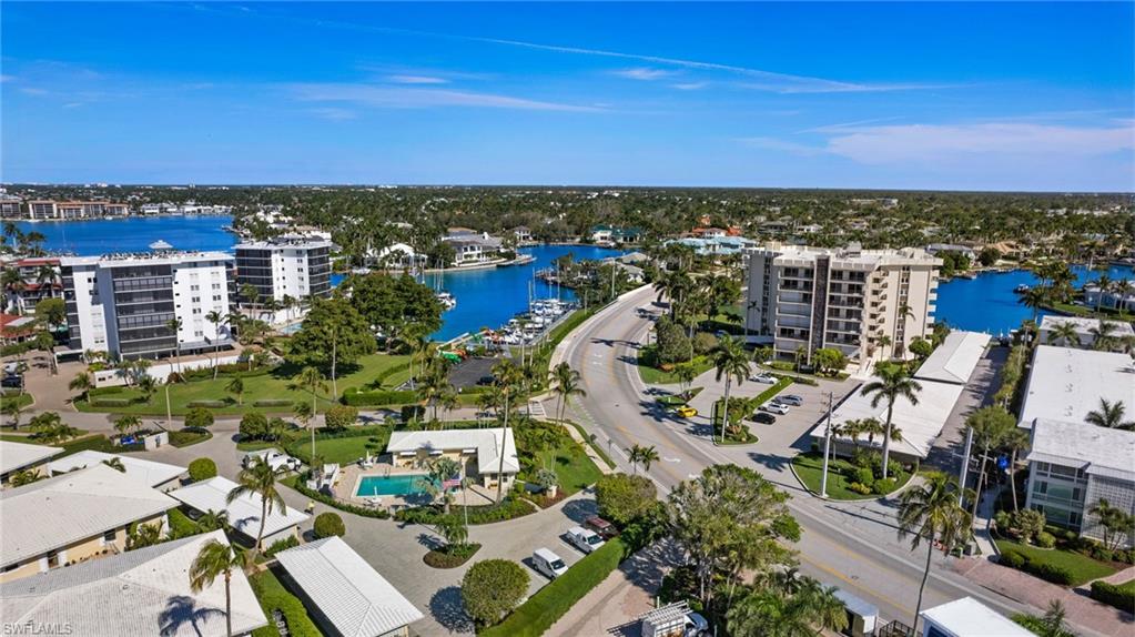 2150 Gulf Shore BLVD N # 309