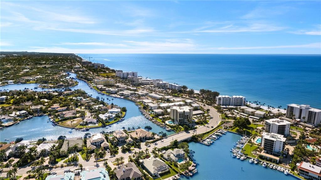 2150 Gulf Shore BLVD N # 309