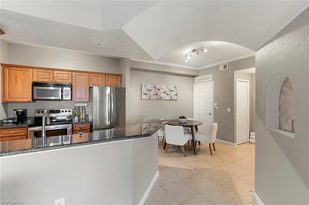 12990 Positano CIR # 204